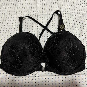 NWT Victoria’s Secret Bombshell Adds 2 Cup Front Close Bra sz 32D